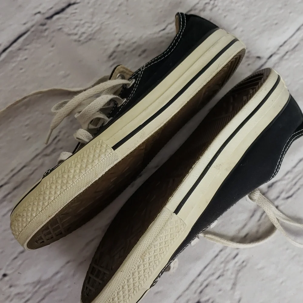 VINTAGE 2001 Converse EUC Kid 1.5 Black